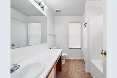 6723 S 31st Drive, Phoenix, AZ 85041 - Photo 14