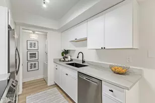 8212 N 33rd Ave, Phoenix, AZ 85051 - Photo 8