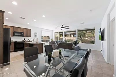 678 E Cobble Stone Drive, Queen Creek, AZ 85140 - Photo 6