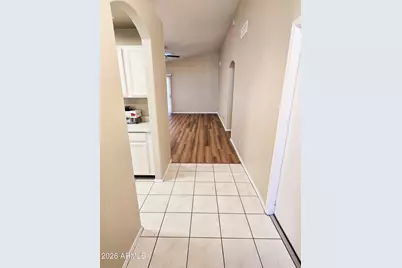 697 W Golden Street, Gilbert, AZ 85233 - Photo 4