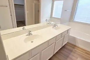 697 W Golden St, Gilbert, AZ 85233 - Photo 28