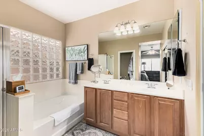 5308 W Desert Hollow Drive, Phoenix, AZ 85083 - Photo 36