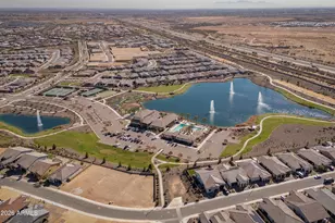 24847 N 175th Dr, Surprise, AZ 85387 - Photo 44