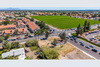 1106 N Center Street, Mesa, AZ 85201 - Photo 2