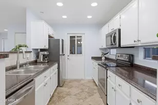 3353 W Quail Ave, Phoenix, AZ 85027 - Photo 8