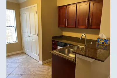 2025 E Campbell Avenue #Apt 222, Phoenix, AZ 85016 - Photo 4