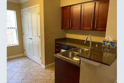 2025 E Campbell Avenue #Apt 222, Phoenix, AZ 85016 - Photo 4