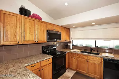 9067 E Corrine Drive, Scottsdale, AZ 85260 - Photo 12