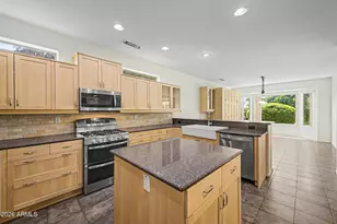 16731 W Oracle Rim Dr, Surprise, AZ 85387 - Photo 20