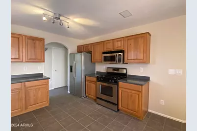 2327 W Running Deer Trail, Phoenix, AZ 85085 - Photo 6