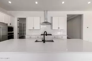 15769 W Desert Hollow Dr, Surprise, AZ 85387 - Photo 6