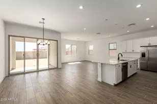 15769 W Desert Hollow Dr, Surprise, AZ 85387 - Photo 2