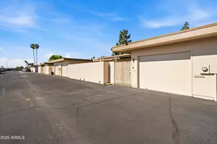 9903 W Lancaster Dr, Sun City, AZ 85351 - Photo 22
