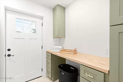 8755 E Plaza Avenue, Scottsdale, AZ 85250 - Photo 32