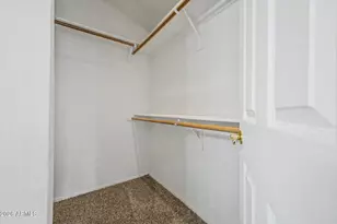 19913 N Denaro Dr, Glendale, AZ 85308 - Photo 16