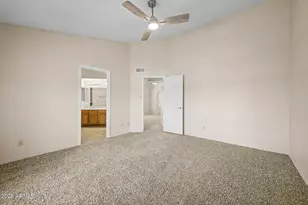 19913 N Denaro Dr, Glendale, AZ 85308 - Photo 10