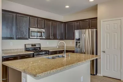 2582 W Kit Carson Trail, Phoenix, AZ 85086 - Photo 8