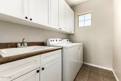 13669 W Cypress Street, Goodyear, AZ 85395 - Photo 32