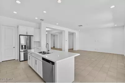 8855 W Oregon Avenue, Glendale, AZ 85305 - Photo 10