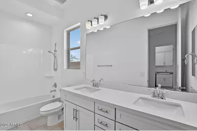 8855 W Oregon Avenue, Glendale, AZ 85305 - Photo 32
