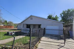 819 E Apollo Rd, Phoenix, AZ 85042 - Photo 2