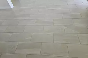 819 E Apollo Rd, Phoenix, AZ 85042 - Photo 8