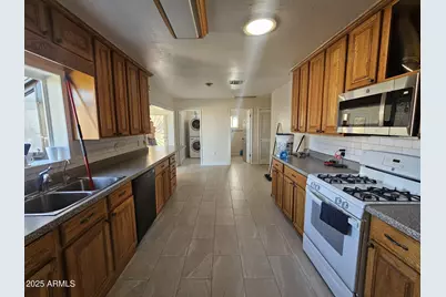 819 E Apollo Road, Phoenix, AZ 85042 - Photo 4