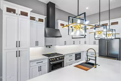 569 S May Place, Casa Grande, AZ 85194 - Photo 10