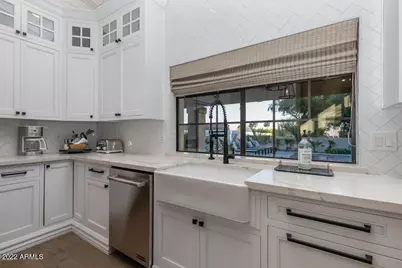 22012 N 84th Place, Scottsdale, AZ 85255 - Photo 4