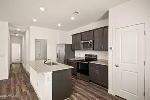 666 W Pintail Dr, Casa Grande, AZ 85122 - Photo 2