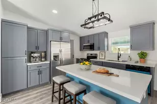 15718 W Remuda Dr, Surprise, AZ 85387 - Photo 8