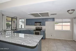 1719 W Yukon Dr, Phoenix, AZ 85027 - Photo 12