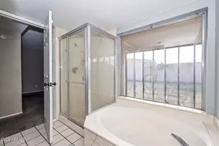 1719 W Yukon Dr, Phoenix, AZ 85027 - Photo 30