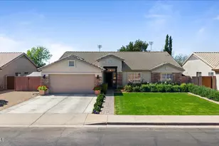 532 N Falcon Dr, Gilbert, AZ 85234 - Photo 54