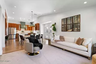 532 N Falcon Dr, Gilbert, AZ 85234 - Photo 12