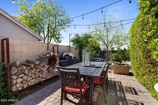 532 N Falcon Dr, Gilbert, AZ 85234 - Photo 40