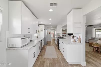 962 E 8th Place, Mesa, AZ 85203 - Photo 6