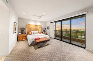 7181 E Camelback Rd, Scottsdale, AZ 85251 - Photo 12