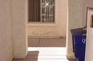 66 S Pepperwood Pl, Chandler, AZ 85226 - Photo 4