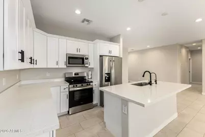 10019 W Monaco Boulevard, Arizona City, AZ 85123 - Photo 6