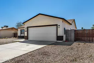10019 W Monaco Blvd, Arizona City, AZ 85123 - Photo 2