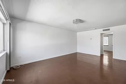 4326 N 13th Place #B, Phoenix, AZ 85014 - Photo 2