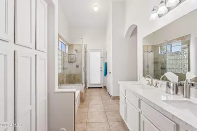 21610 N 44th Place, Phoenix, AZ 85050 - Photo 22