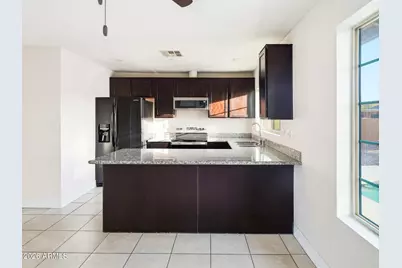 8628 S 14th Place, Phoenix, AZ 85042 - Photo 16
