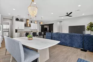 22036 N 59th Wy, Phoenix, AZ 85054 - Photo 6