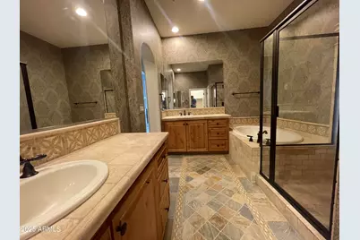 12035 W Red Hawk Drive, Peoria, AZ 85383 - Photo 10