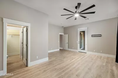 25803 N 8th Avenue, Phoenix, AZ 85085 - Photo 32