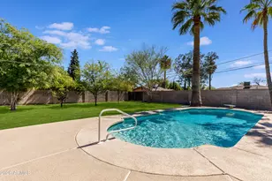 1807 E San Miguel Ave, Phoenix, AZ 85016 - Photo 16