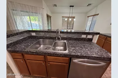 46058 W Tulip Lane, Maricopa, AZ 85139 - Photo 20