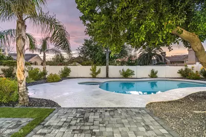 10228 N 55th Place, Paradise Valley, AZ 85253 - Photo 6